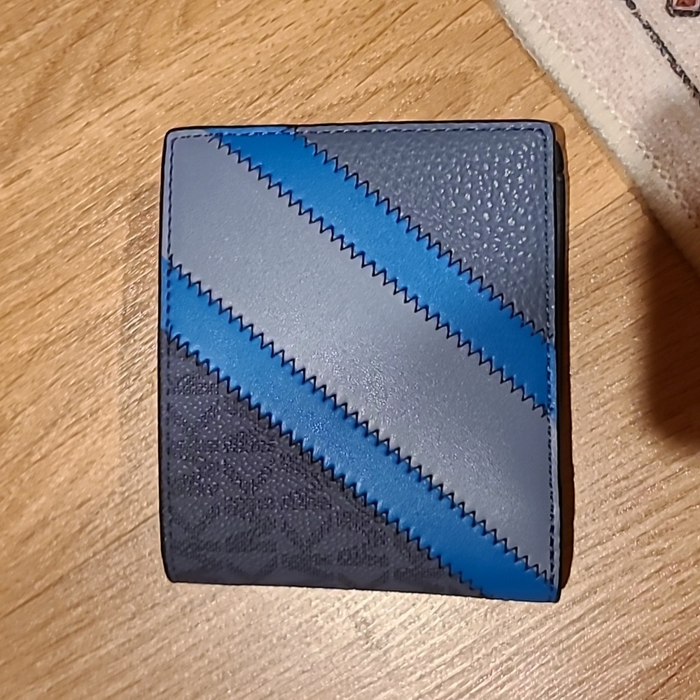 MK wallet
